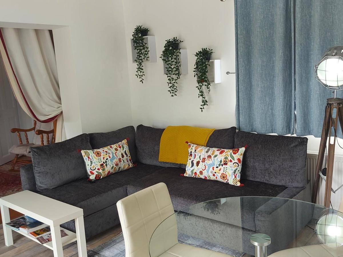 Bunlin Heights Self Catering Studio Milford Buitenkant foto